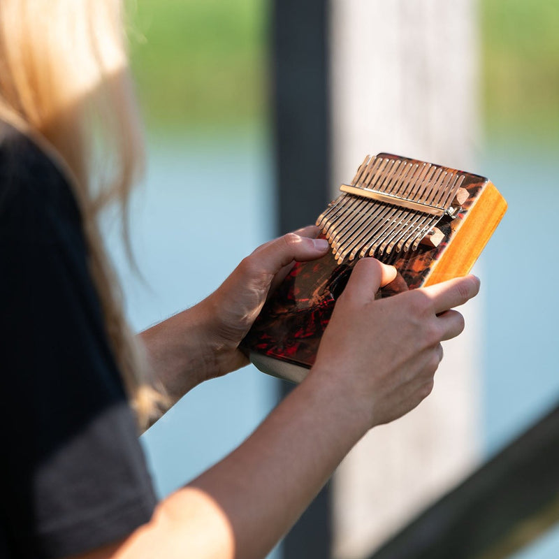 Sound Hole 17-Note Kalimba - Lava