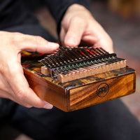 Sound Hole 17-Note Kalimba - Lava